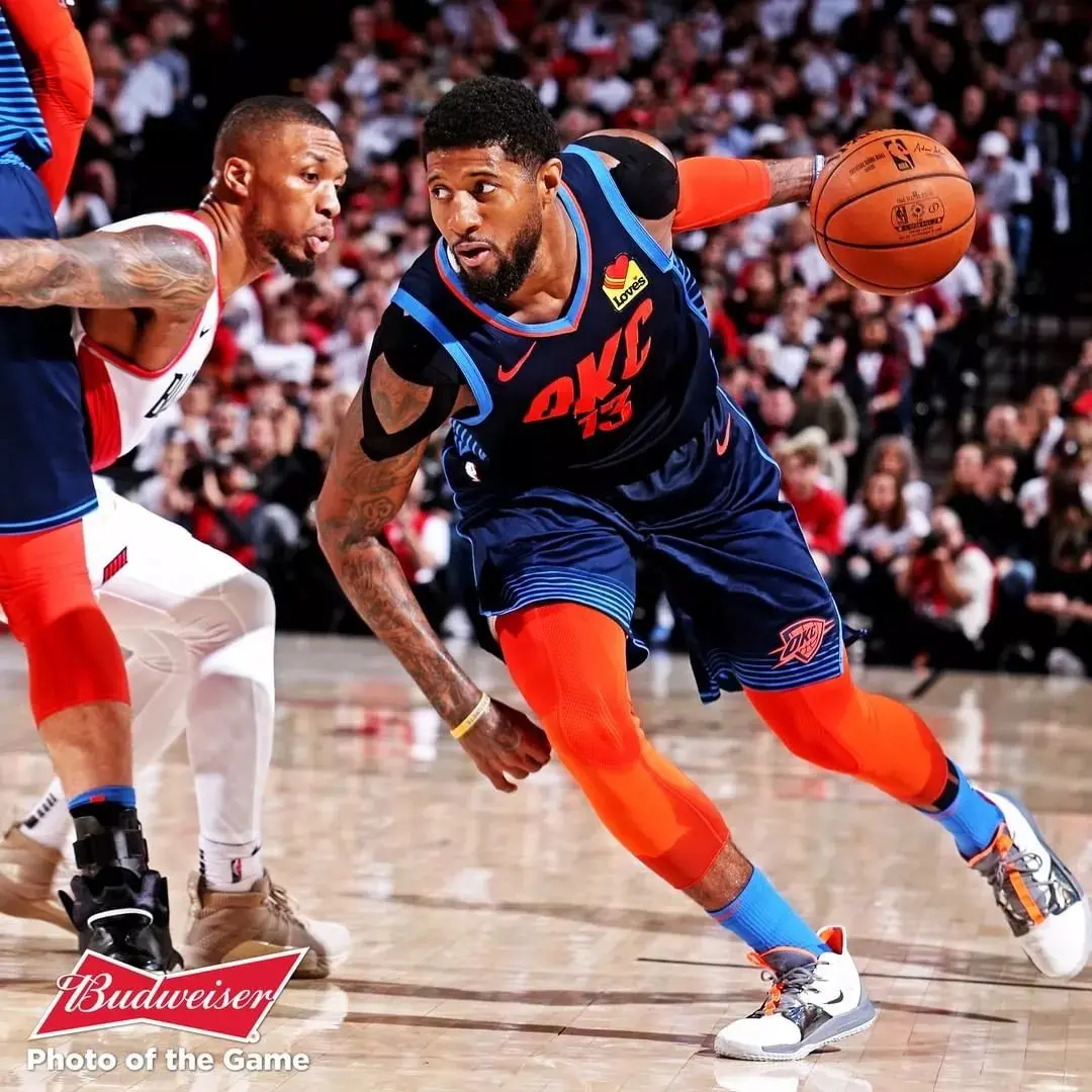 包含CBA常规赛赛后走向成谜，俄克拉荷马雷霆战术微调，媒体盛赞，球队文化再被提及的词条