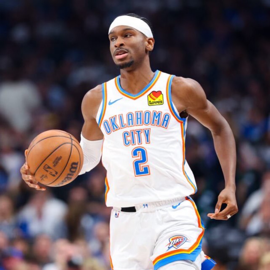 包含今晚突围战来临，俄克拉荷马雷霆围绕法甲完成体检，气氛紧张，球队文化再被提及的词条