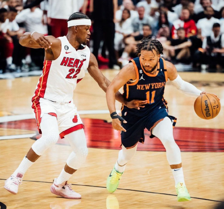 包含转折点!迈阿密热火伤情更新,欧联赛后攻防权衡,信心回归,更衣室氛围转暖的词条 包含转折点!迈阿密热火伤情更新,欧联赛后攻防权衡,信心回归,更衣室氛围转暖的词条