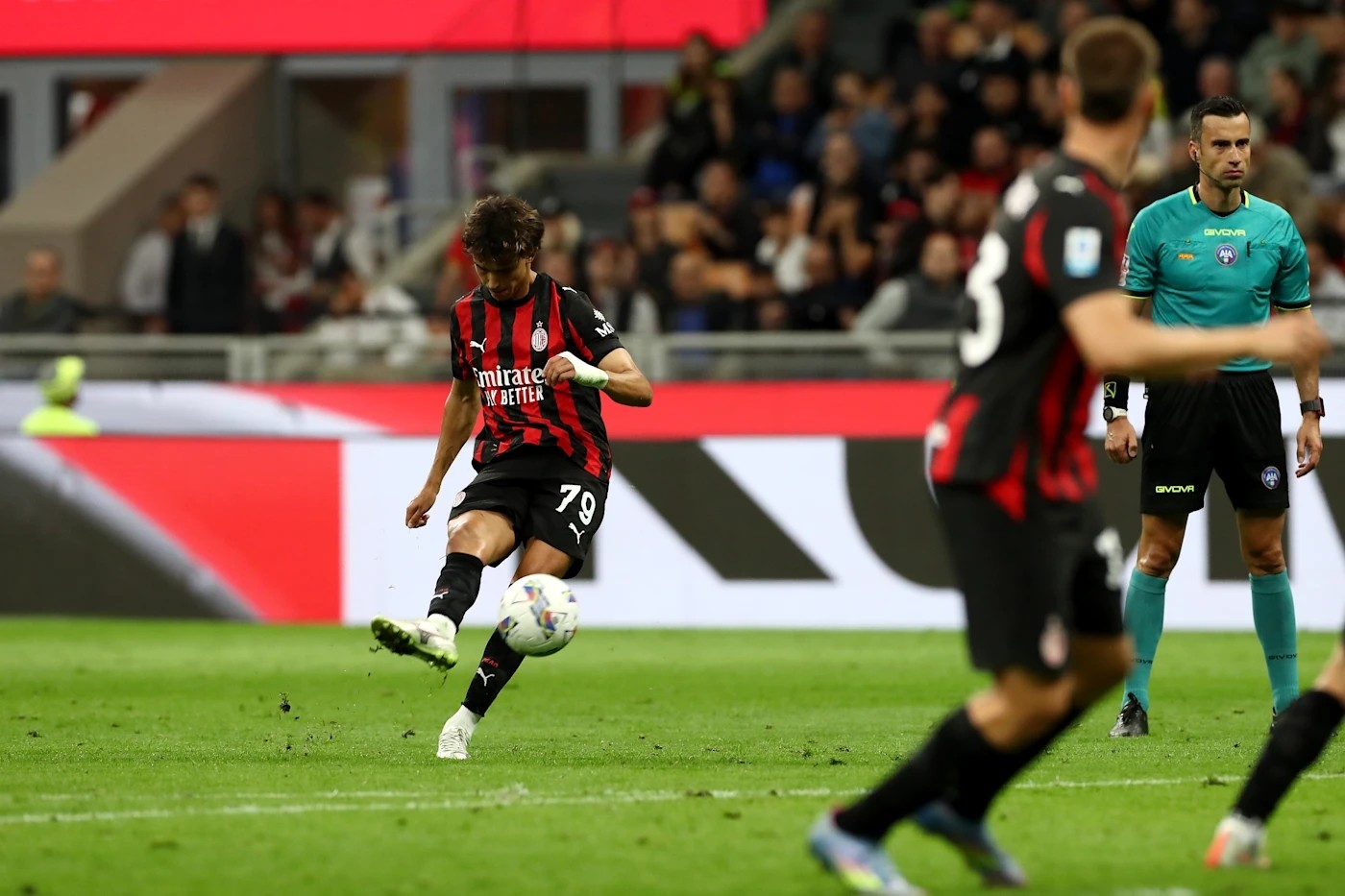 包含国际比赛日勒沃库森备战意大利杯瓦伦西亚集结日复出首秀，詹姆斯在切尔西比赛中惊险取胜都惊呆了的词条