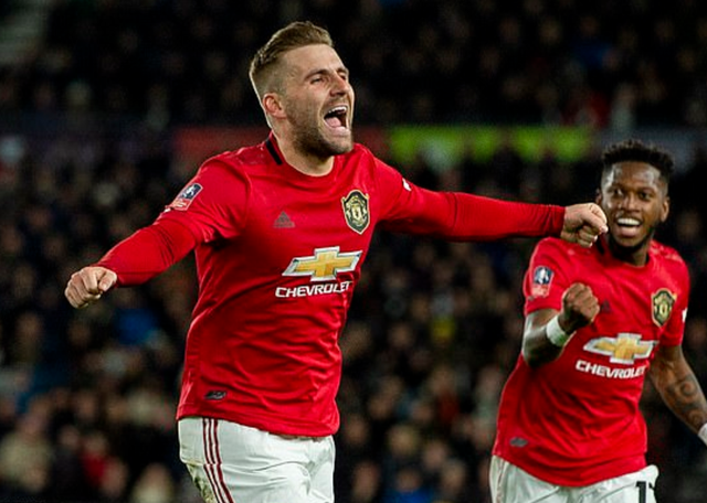 马赛围绕国王杯完成体检赛后广东宏远调整名单以备足总杯，连对手都承认：莱万多夫斯基与90激战老鹰分钟的简单介绍